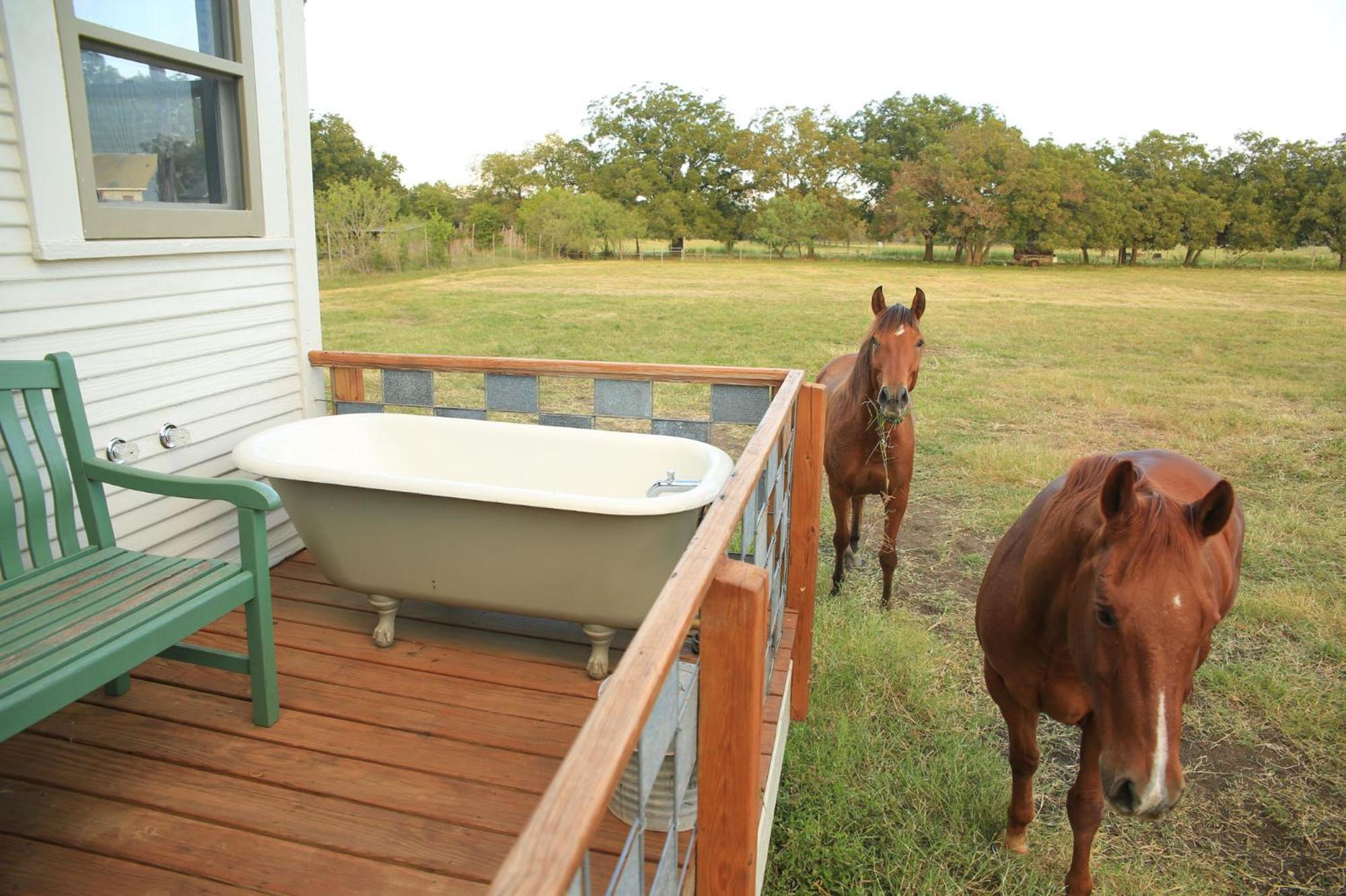 Montesino Ranch Lodging Villa Wimberley Exterior photo